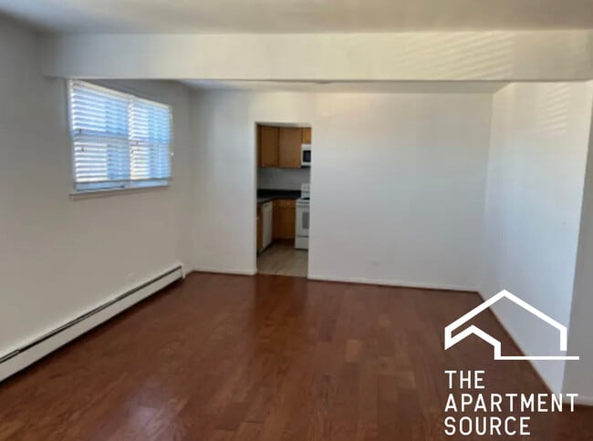 Building Photo - 8644 Skokie Blvd