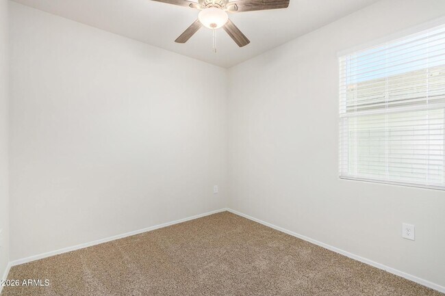Building Photo - 1810 W Pinkley Ave