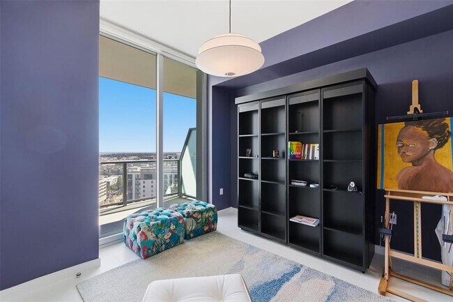 Building Photo - 400 Central Ave