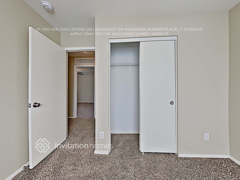Building Photo - 12567 W Mauna Loa Ln
