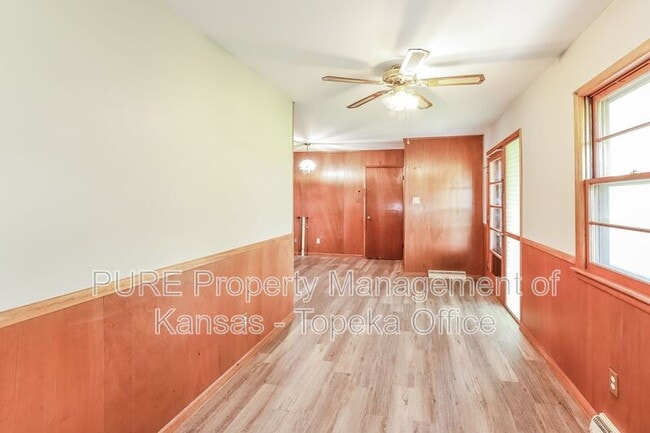 Building Photo - 3445 SE 45th St