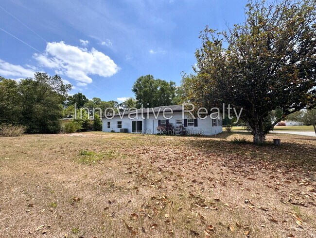 Building Photo - 1790 Marshall Dr