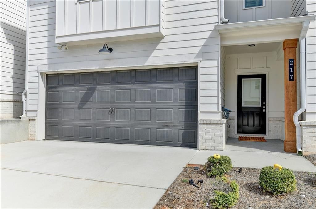 Building Photo - 217 Rockfern Ter