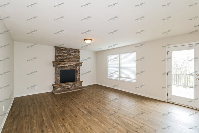 Building Photo - 8401 NE 115th St