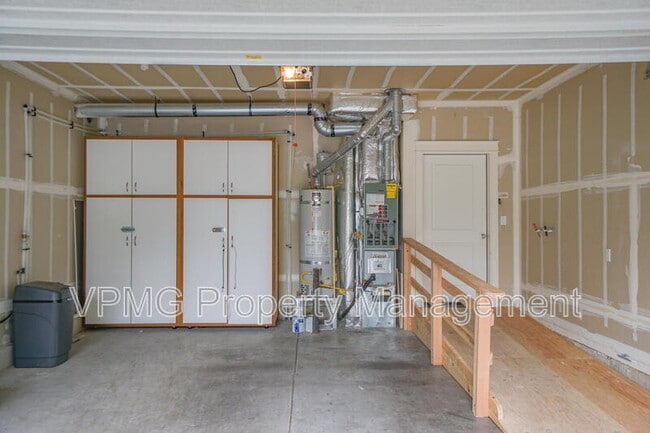 Building Photo - 1403 SE 194th Pl