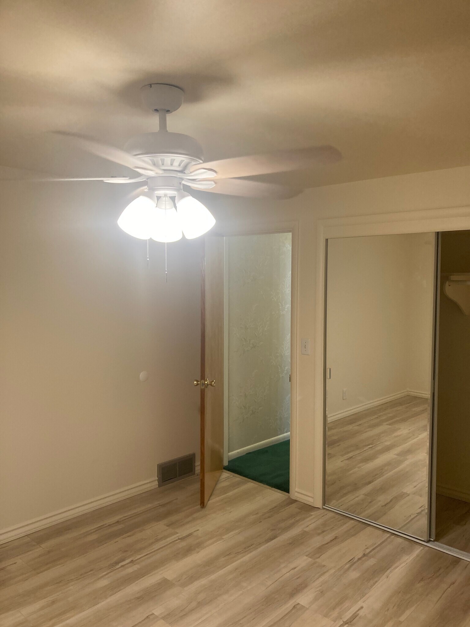 Master Bedroom - 615 E 250 N