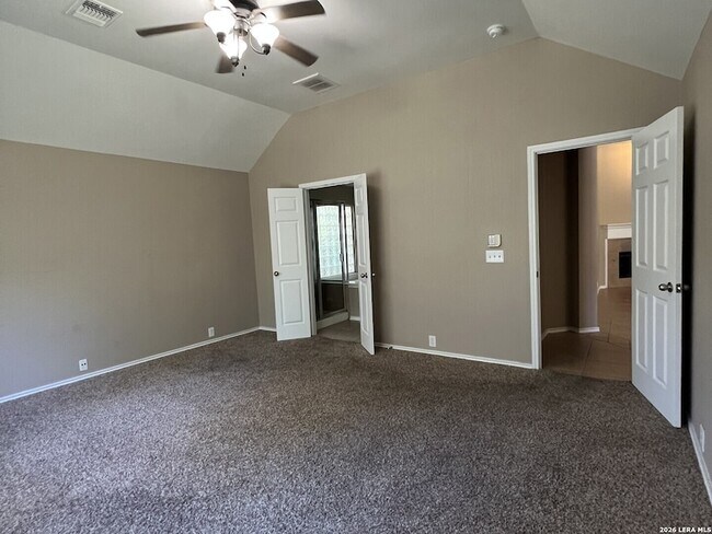 Building Photo - 4724 Green Bluff Dr