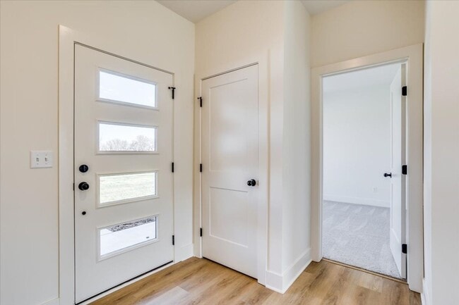 Building Photo - Beautiful Single Family Home!