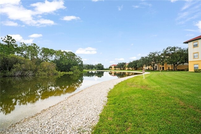 Building Photo - 11530 Villa Grand