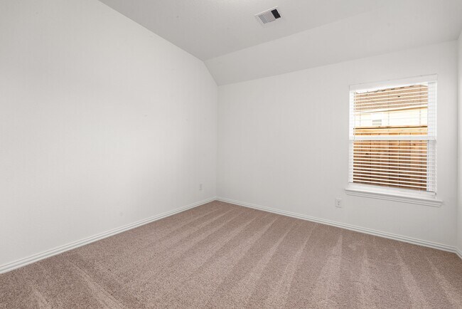 Building Photo - 12210 Bell County Ct