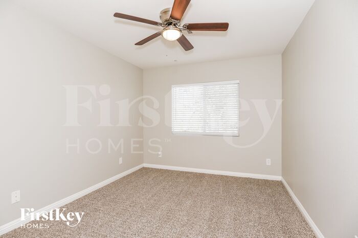 Building Photo - 5083 Tunnel Falls Dr