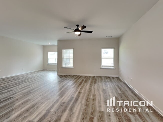 Building Photo - 3141 Azteca Wy