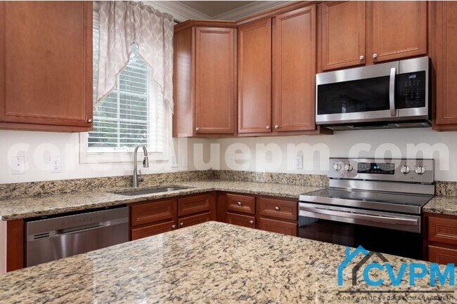 Building Photo - 1337 Jamestown Dr