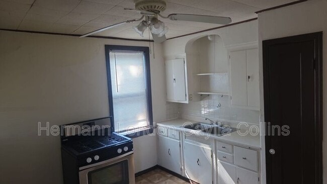 Building Photo - 3406-3408 Keokuk St