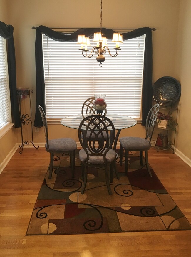 Building Photo - Greer 3BD/2.5BA, 1332 SF