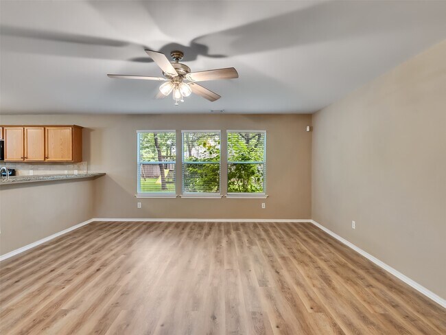 Building Photo - 34 W Sage Creek Pl