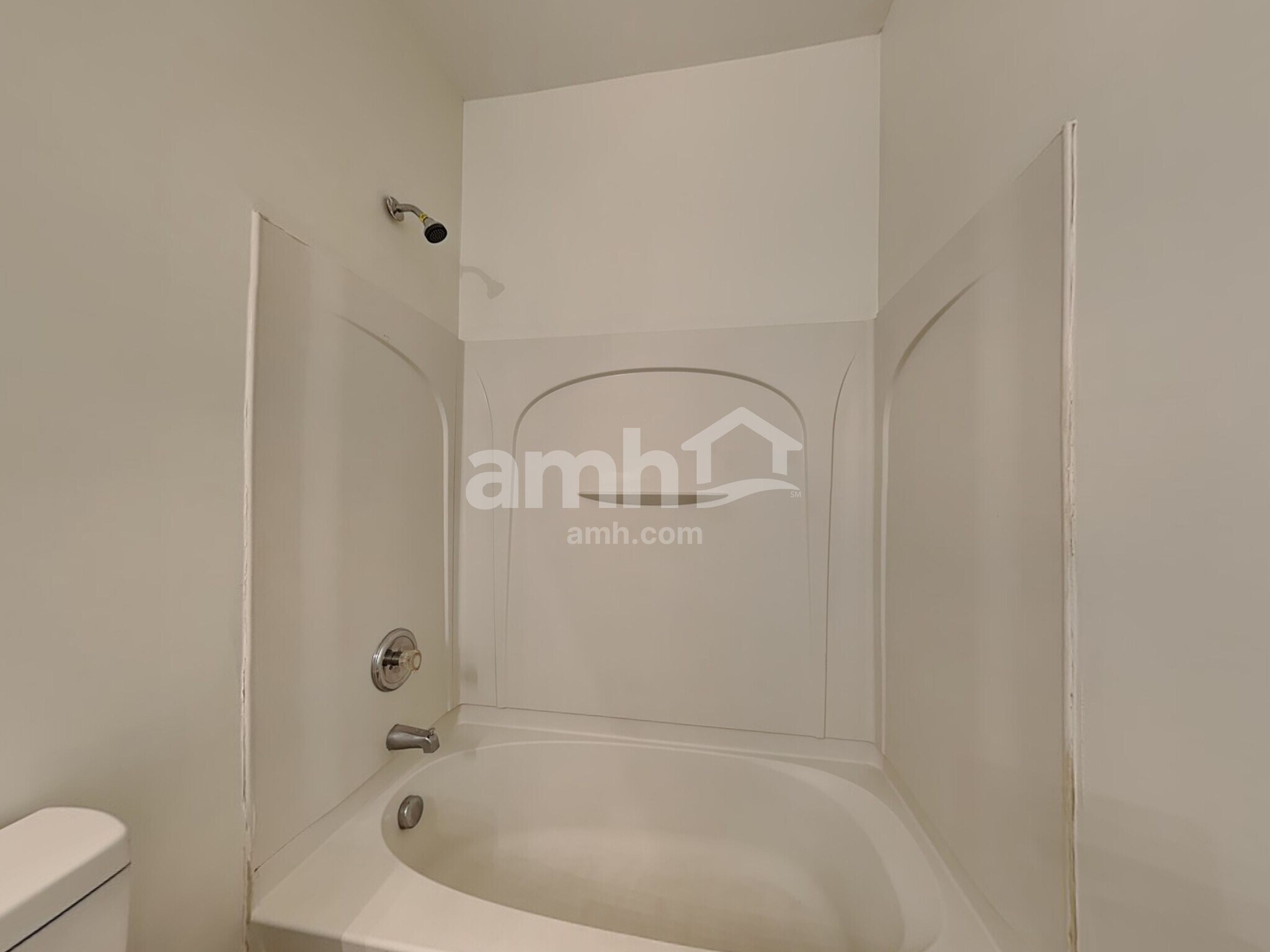 Building Photo - 157 Flanders Dr