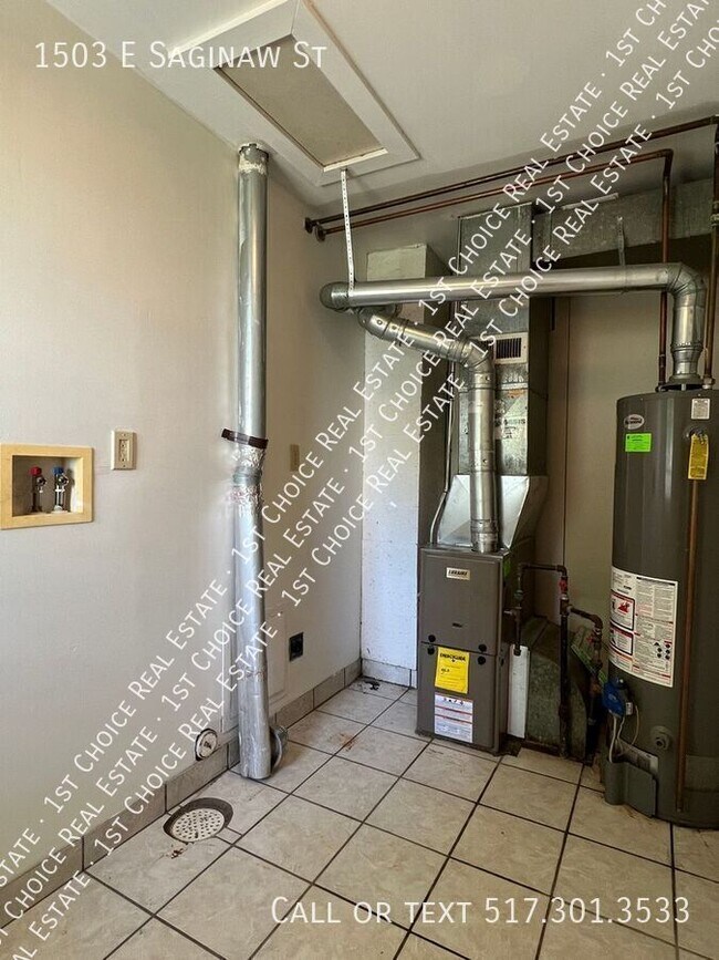 Building Photo - 1503 E Saginaw St