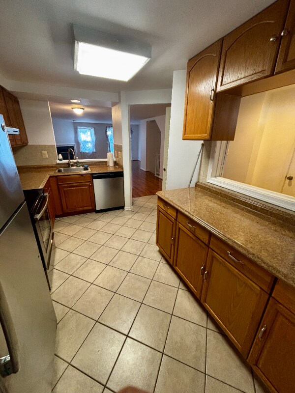 Building Photo - 5 Hawk Run Ct