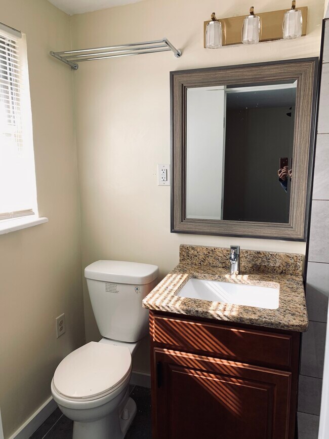 Master bath - 3801 NW 62nd St