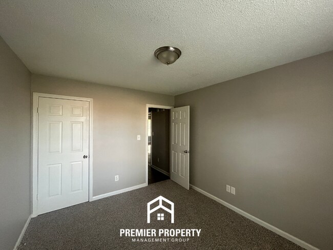 Building Photo - 4049 Powder Mill Cove