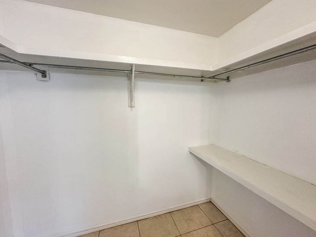 Building Photo - 3502 W Alteza Dr