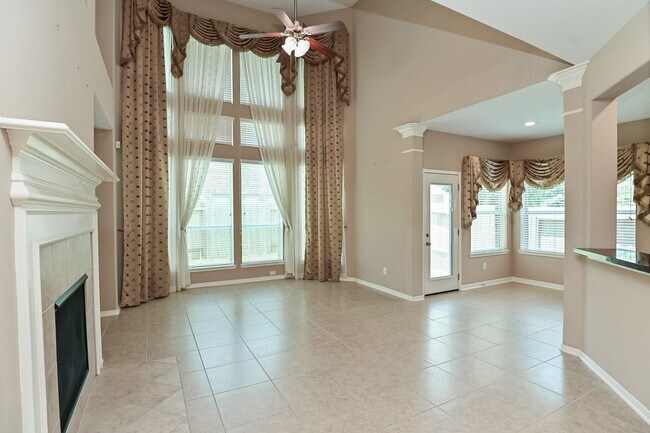 Building Photo - 6314 Bennington Springs Dr