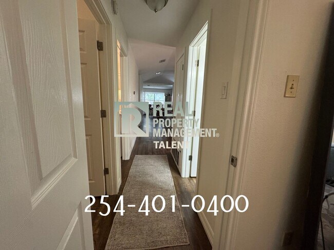 Building Photo - COMING SOON!!! 3-Bedroom, 2-bathroom home ...