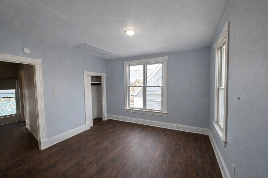 Building Photo - 312 Walker Ave