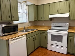 Building Photo - 4201 Woodhill Ct