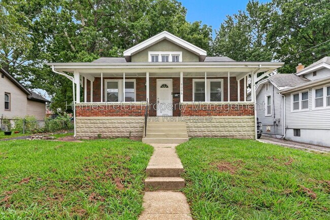 Building Photo - 9006 Baroda Ave
