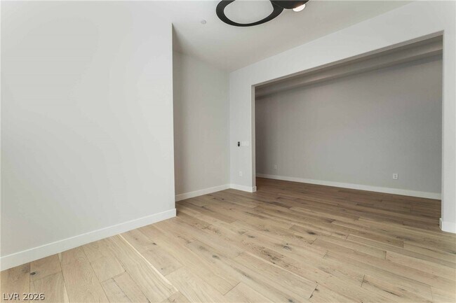 Building Photo - 10261 Cosmic Latte Ct