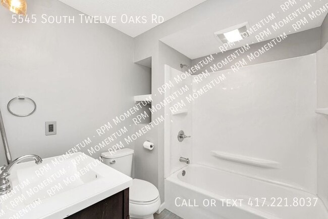 Building Photo - 5545 S Twelve Oaks Rd