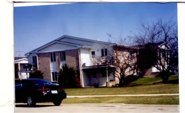 Building Photo - Fox Ridge Apartments