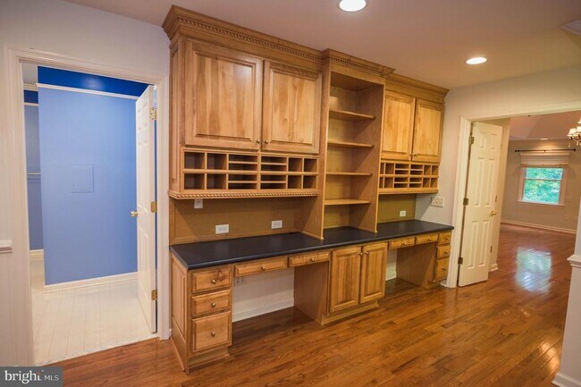 Building Photo - 5482 Royal Mile Blvd