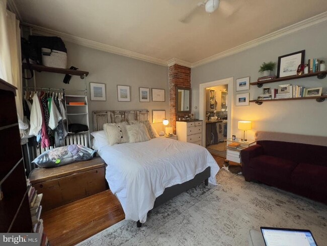 Building Photo - 257 S 20th St