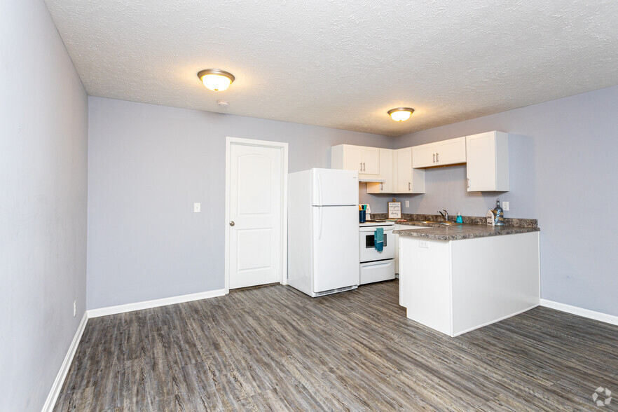 Open Concept Living/Dining - SPRING VALLEY FLATS