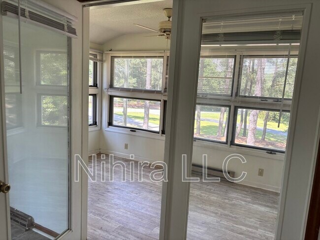 Building Photo - 5627 Quail Ridge Dr