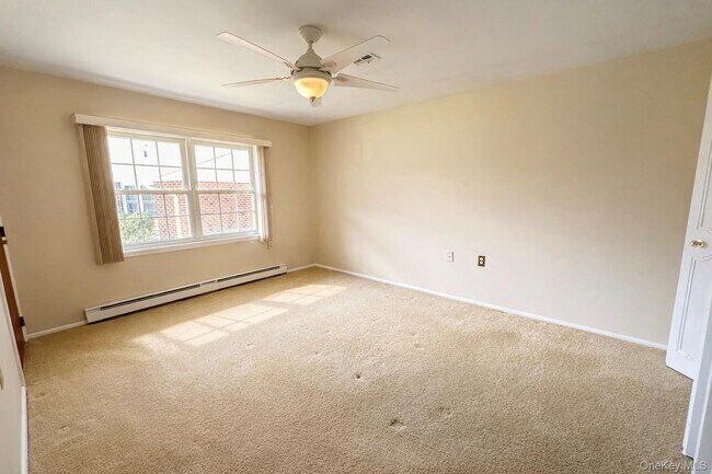 Building Photo - 9 Guilford Ct