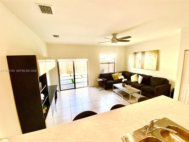 Building Photo - 11489 SW 250th St