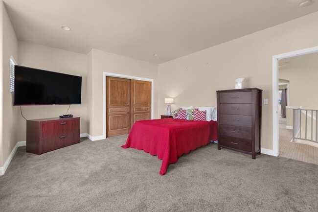 Building Photo - Central 2 Bedroom Home - Reno