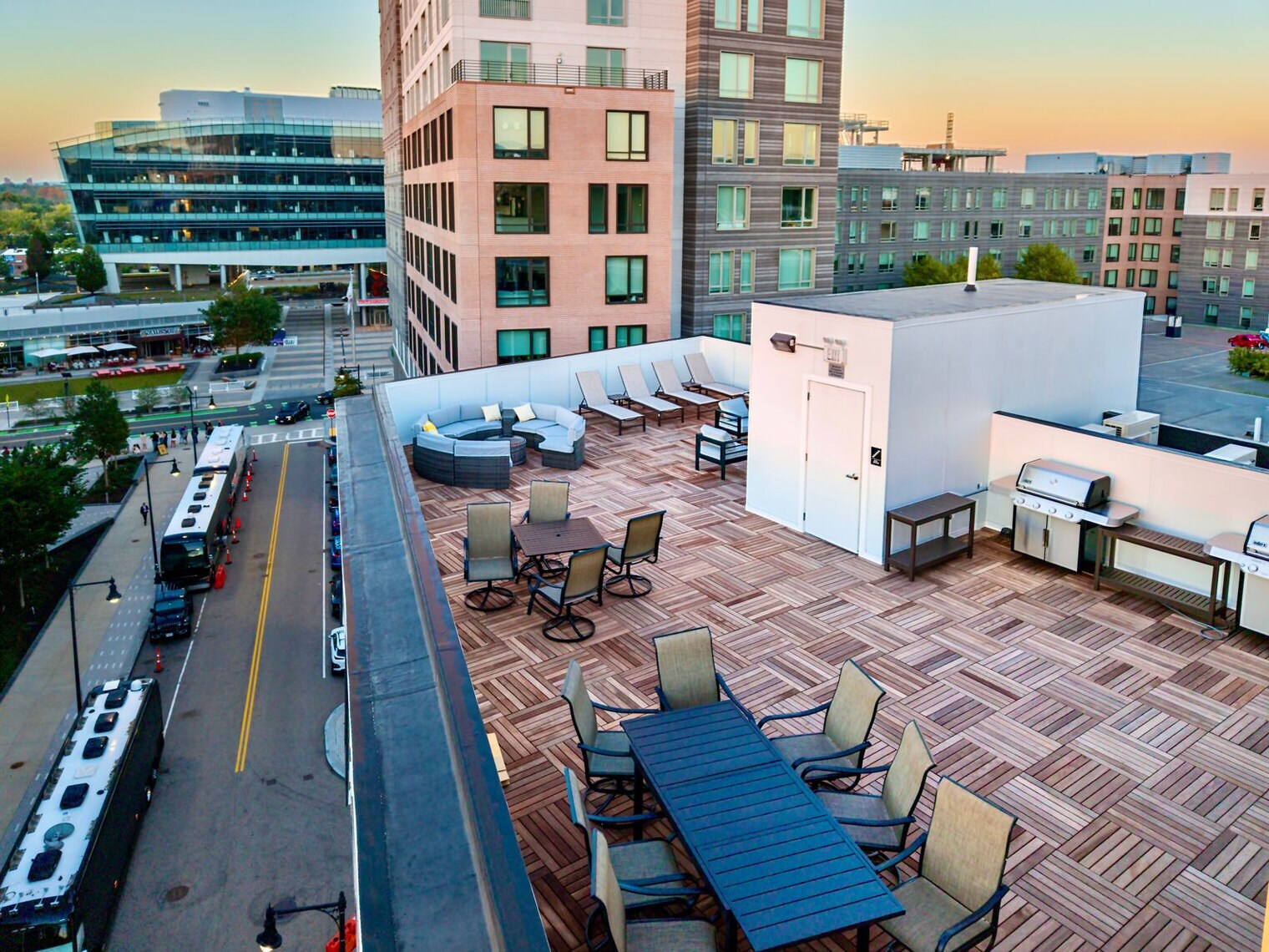 Building Photo - 38 Hichborn St