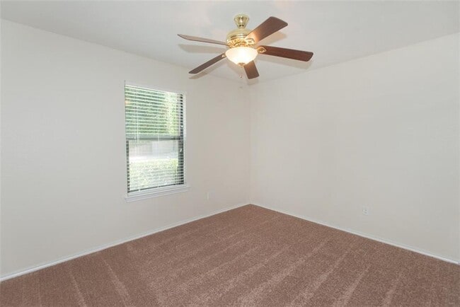 Building Photo - 505 Paseo Grand Dr