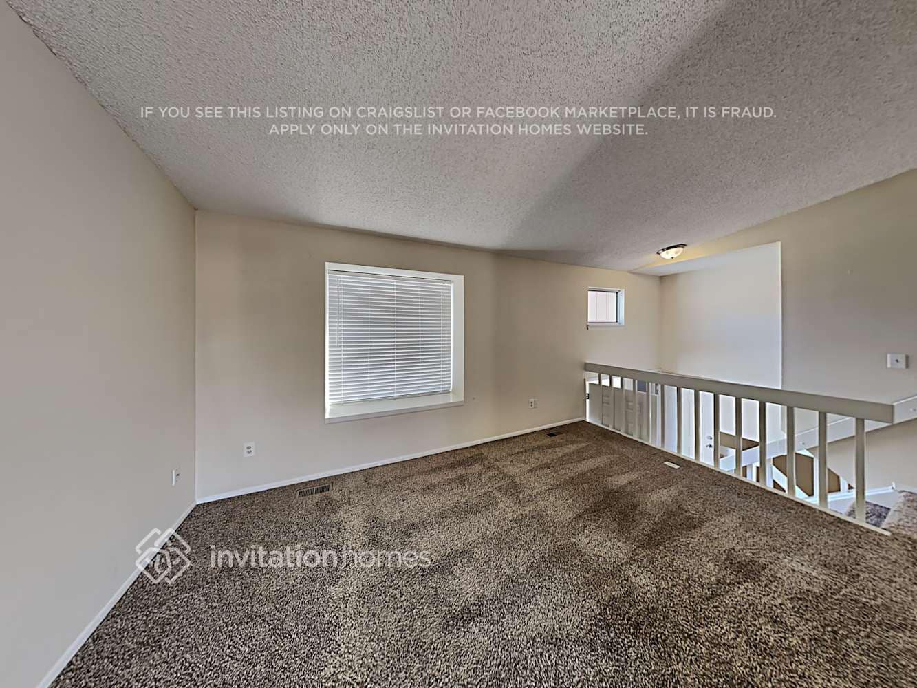 Building Photo - 19074 E Mansfield Dr