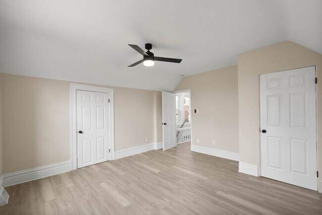 Building Photo - 313 Kambach St