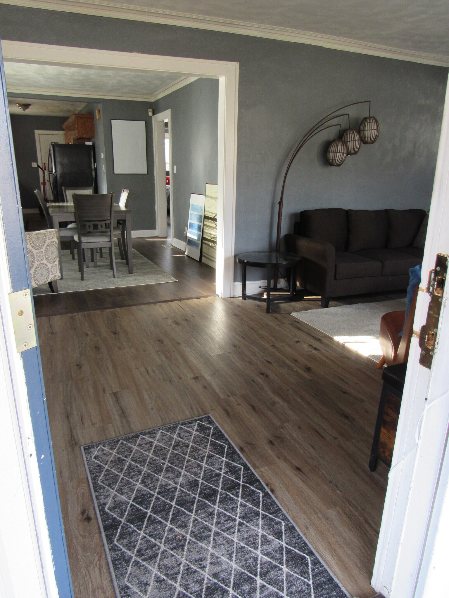 Building Photo - 5004 Euclid Ave