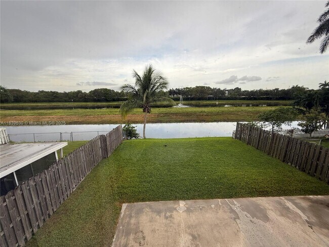 Building Photo - 4410 SW 82nd Way