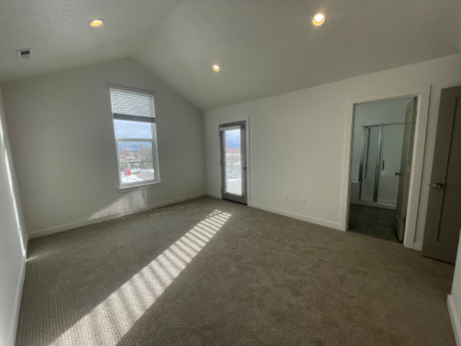 Building Photo - 159 Lamotte Peak Ln