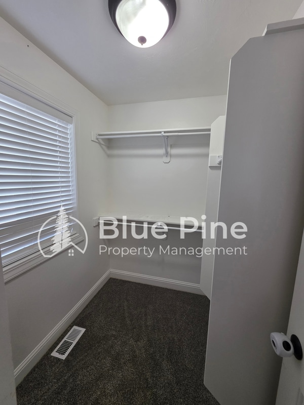 Building Photo - 1292 Hammerstone Dr