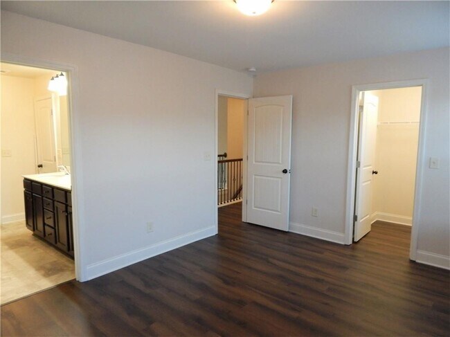 Building Photo - 2441 Melton Common Dr